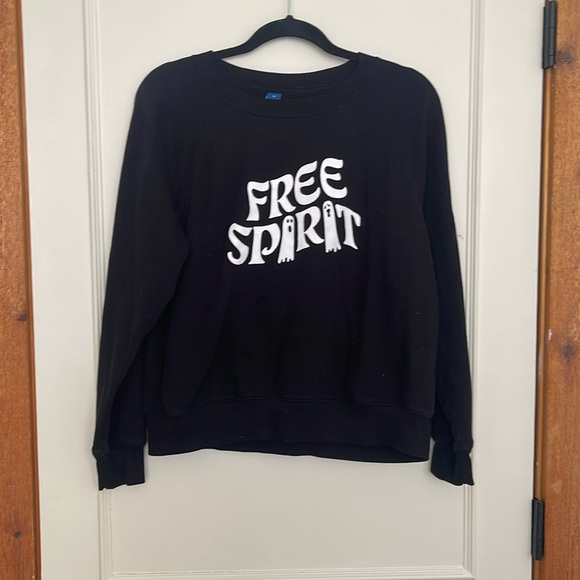 Old Navy Sweaters - Free spirit Halloween themed crewneck sweatshirt